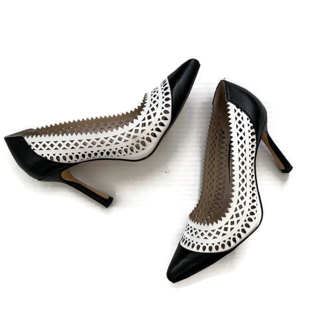 White House Black Market Arianna Lazercut Black White Leather Pumps 6.5